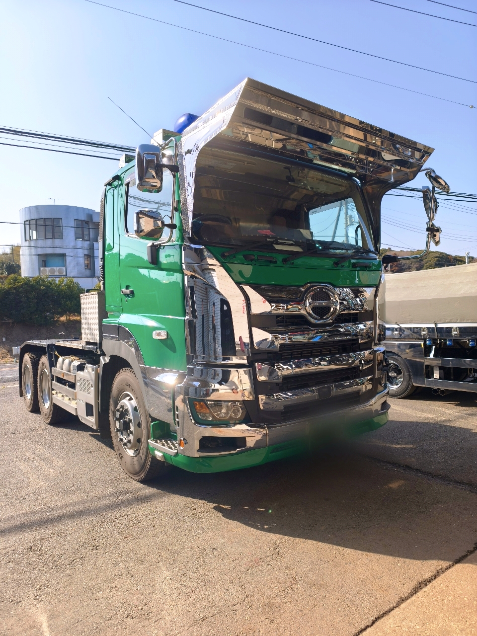 17プロフィア K-306 フロントバイザー装着例