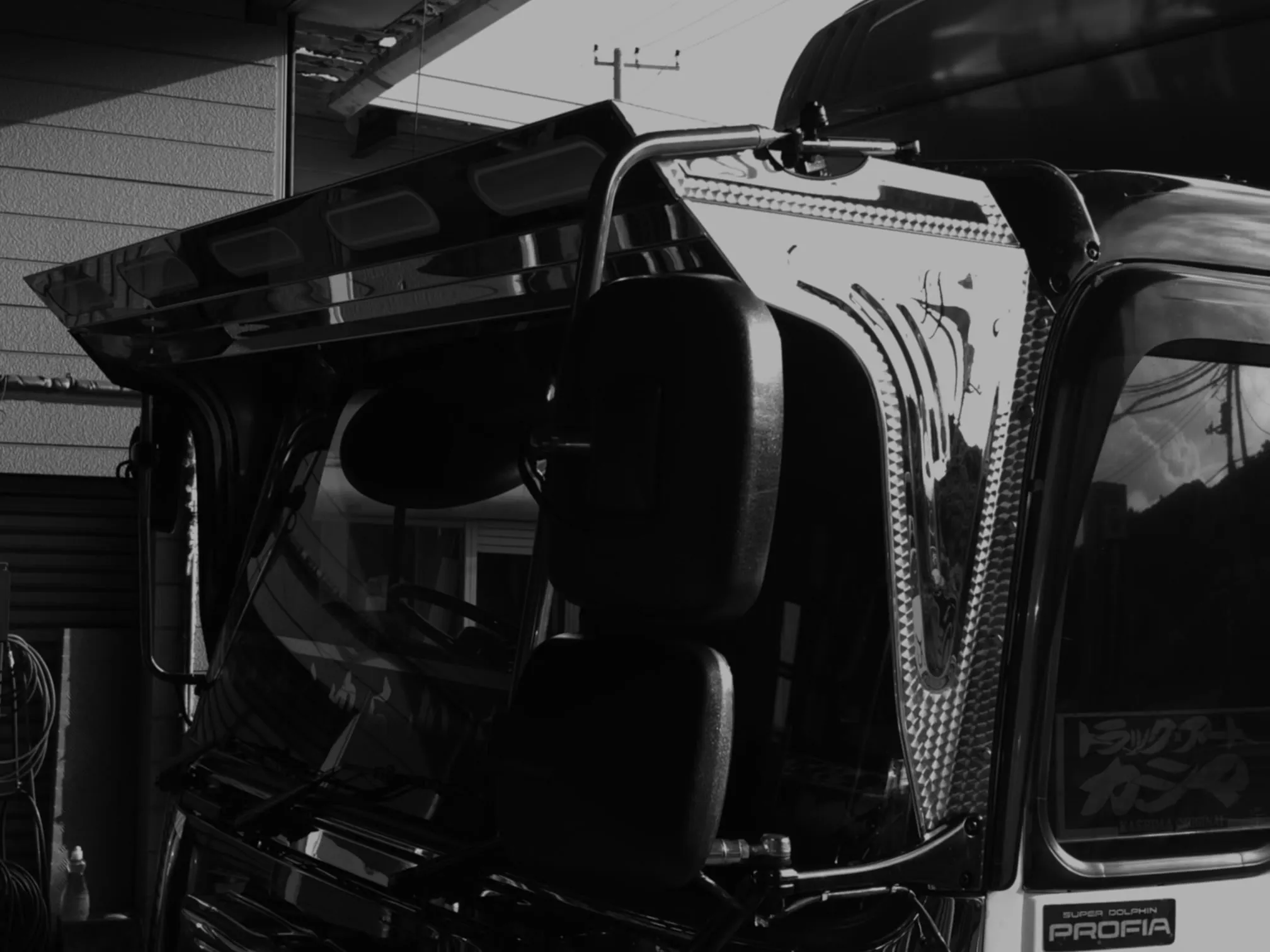 フロントバイザー装着車両 19