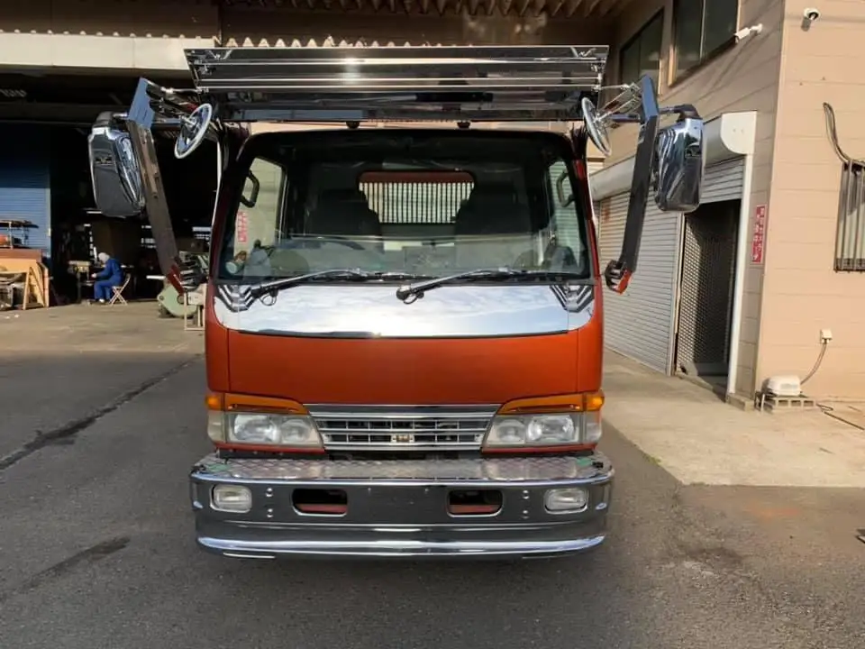 PMエルフ K-306 フロントバイザー装着例