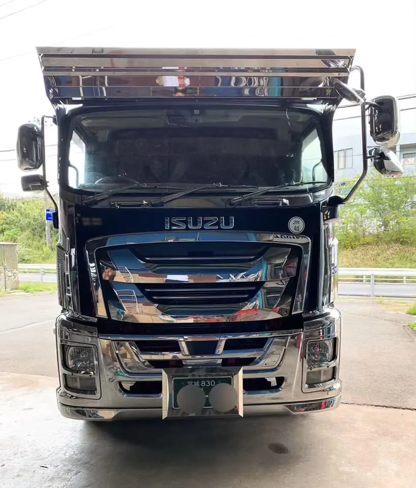 ファイブスターギガ K-306 フロントバイザー装着例