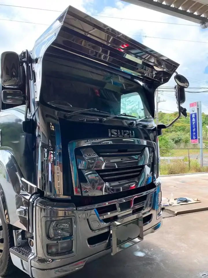 ファイブスターギガ K-306 フロントバイザー装着例