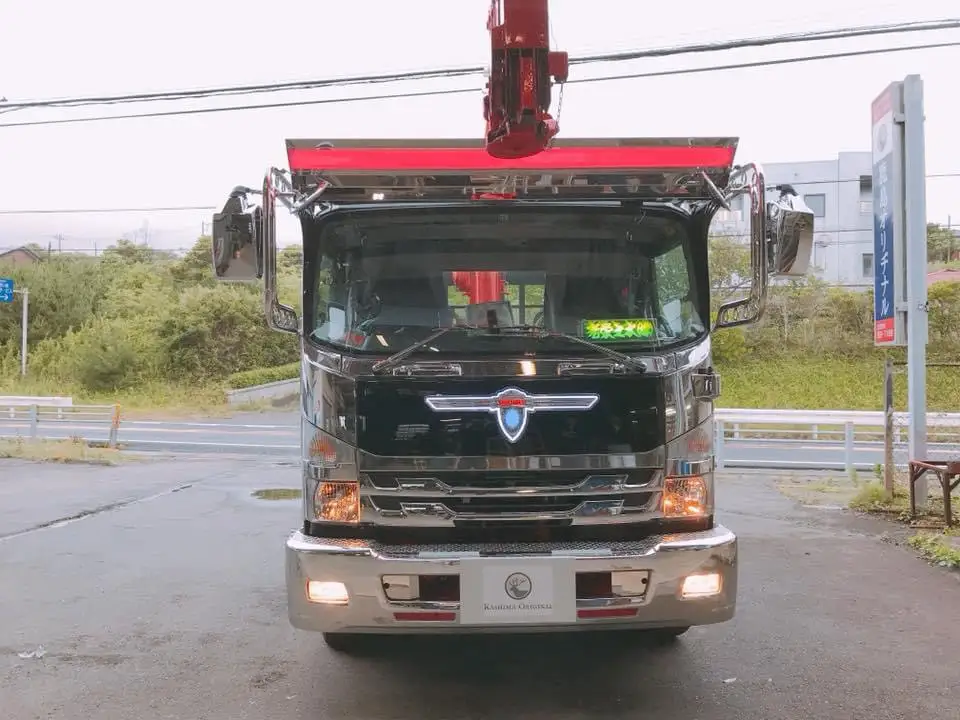 07フォワード K-308 フロントバイザー装着例
