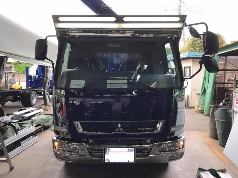 ベストワンファイター K-309 EVO フロントバイザー装着例